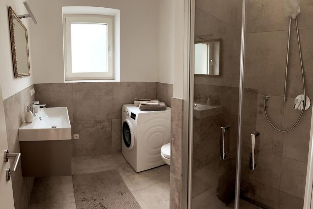 Haus Hafner Sonniges Apartment Terlano Bagian luar foto