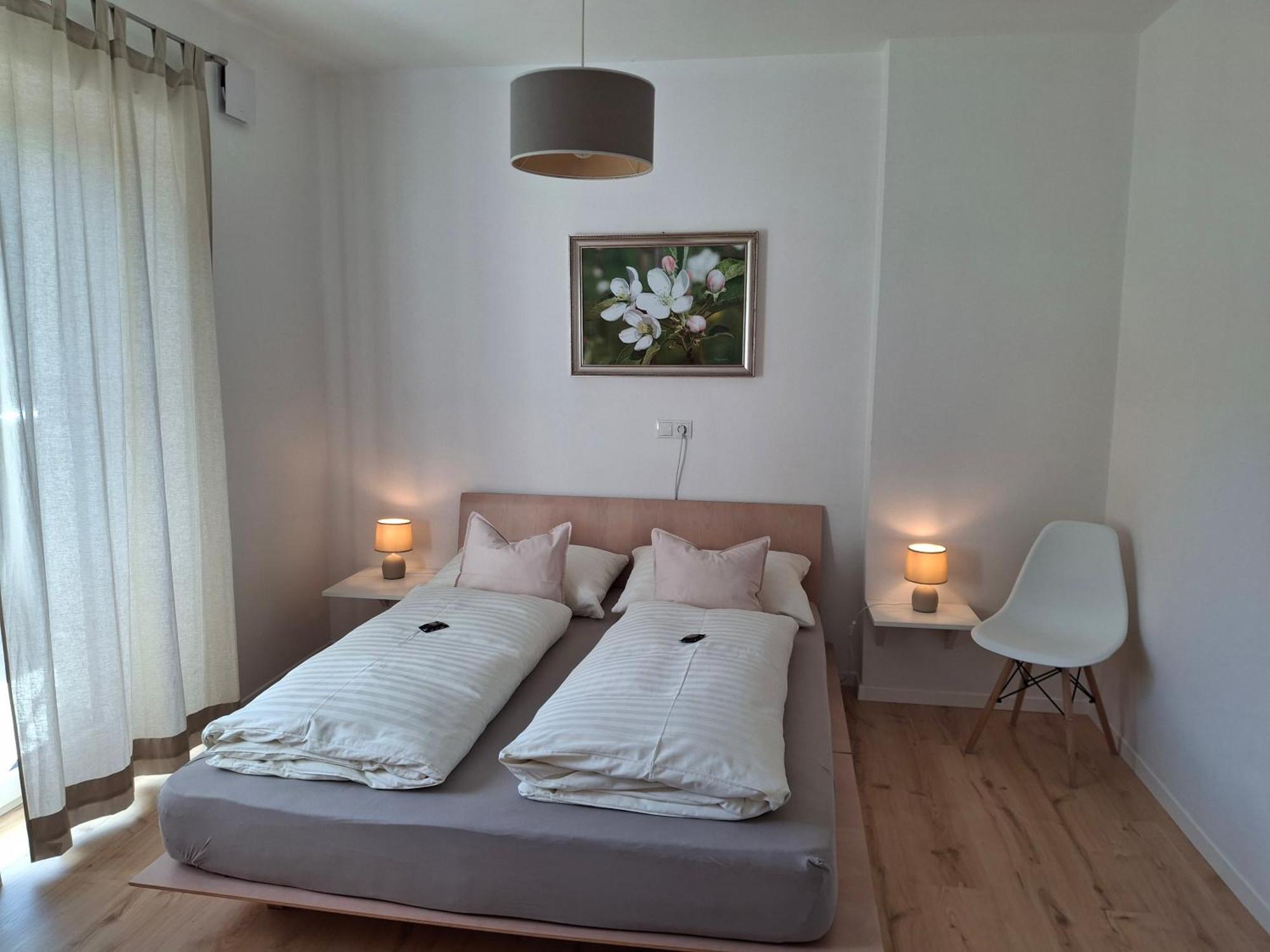 Haus Hafner Sonniges Apartment Terlano Bagian luar foto